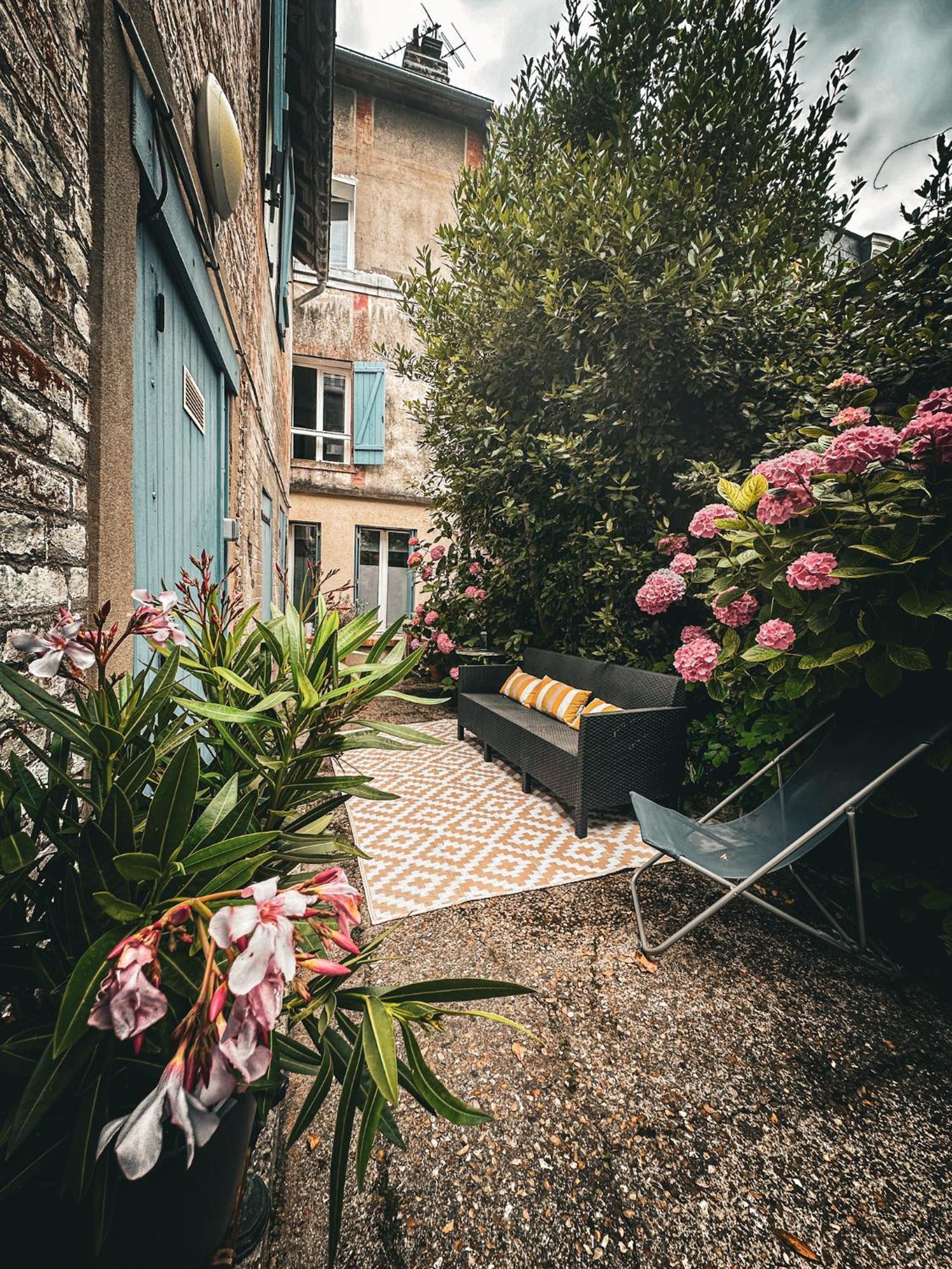 Le 105, Honfleur Bed & Breakfast ภายนอก รูปภาพ