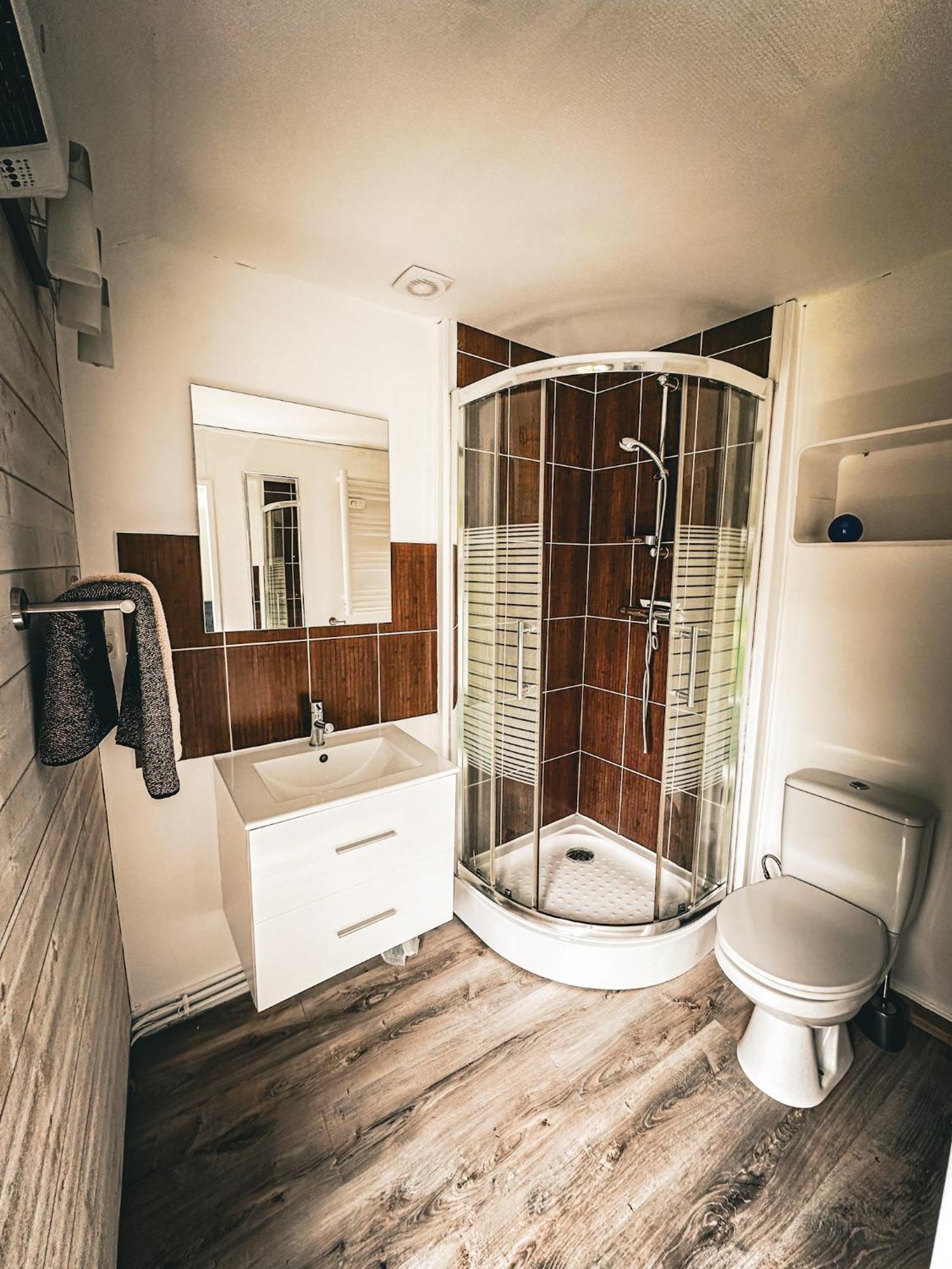 Le 105, Honfleur Bed & Breakfast ภายนอก รูปภาพ