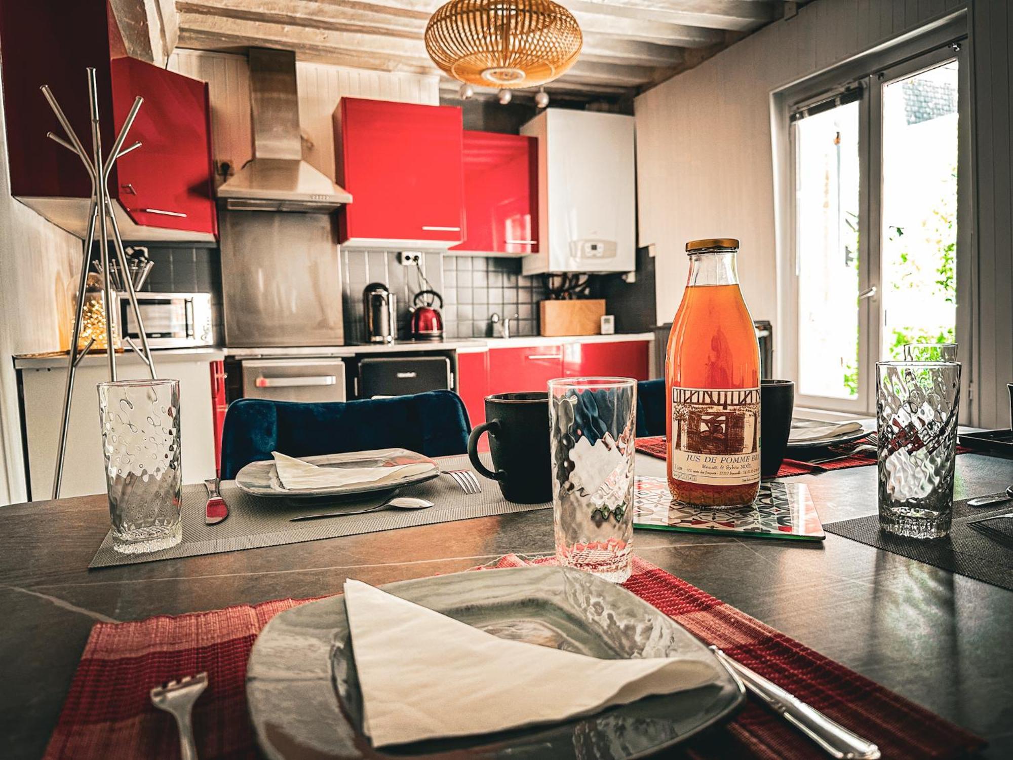 Le 105, Honfleur Bed & Breakfast ภายนอก รูปภาพ
