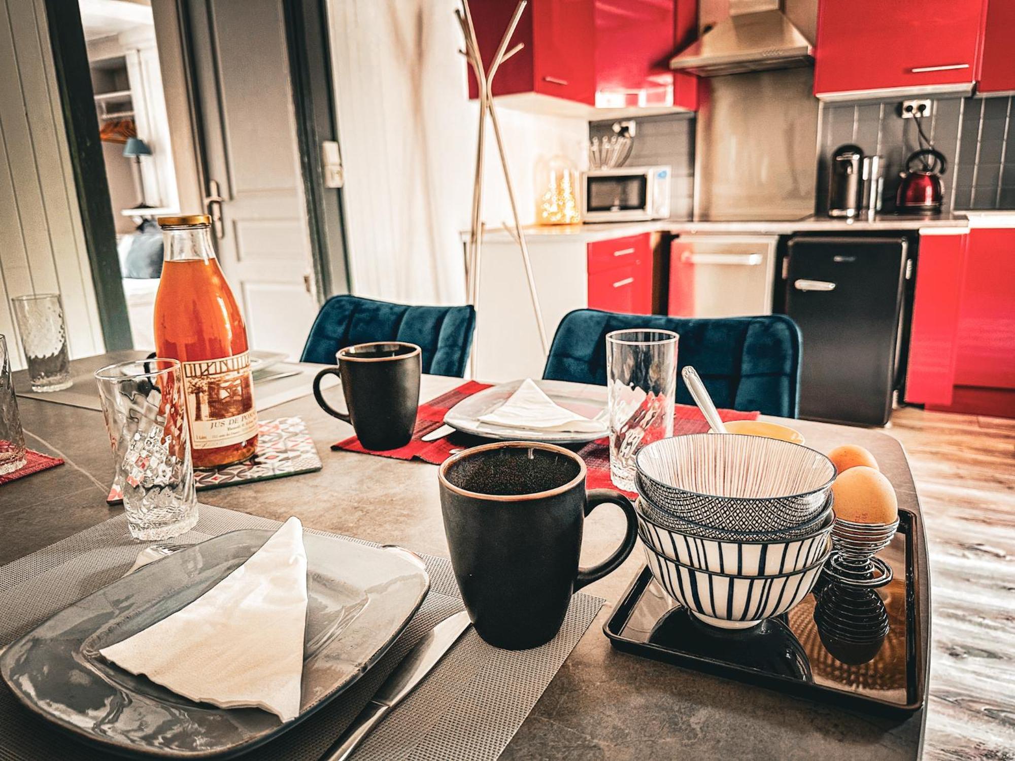 Le 105, Honfleur Bed & Breakfast ภายนอก รูปภาพ